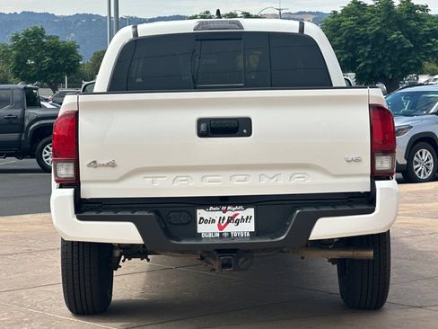 Certified 2023 Toyota Tacoma SR5 w/ Technology Package AWD/4WD image 6