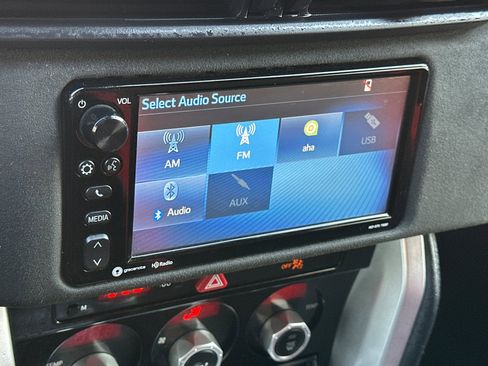 Used 2019 Toyota 86 image 25