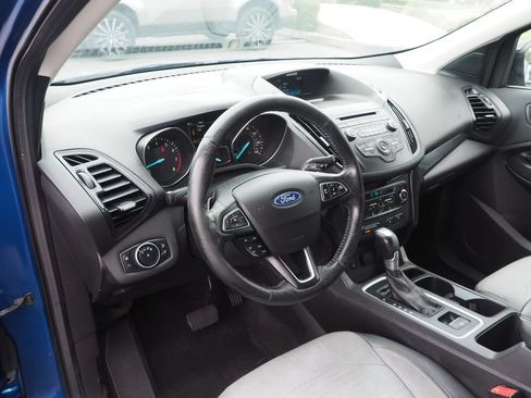 Used 2017 Ford Escape SE w/ SE Sport Appearance Package AWD/4WD image 11