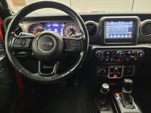 Used 2018 Jeep Wrangler Unlimited Sport S AWD/4WD image 22