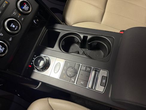 Used 2018 Land Rover Discovery SE AWD/4WD image 33