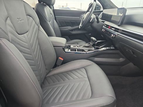 Certified 2025 Kia Sorento SX Prestige image 22