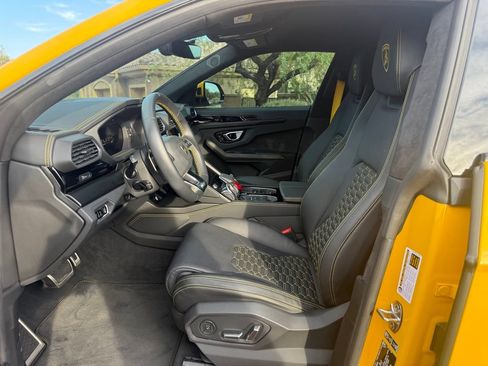 Used 2023 Lamborghini Urus S AWD/4WD image 14