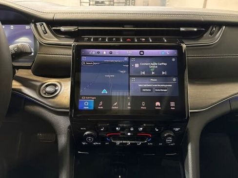 Used 2023 Jeep Grand Cherokee L Overland AWD/4WD image 27