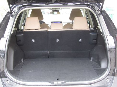 Certified 2023 Toyota RAV4 LE AWD/4WD image 19