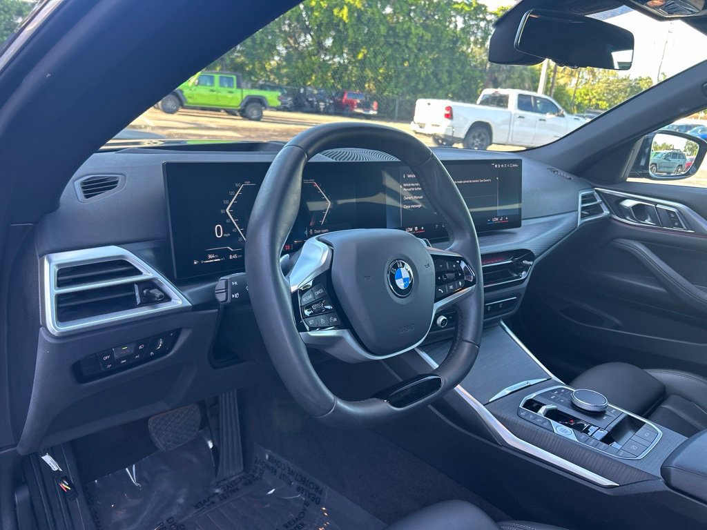 Used 2025 BMW 430i Convertible w/ Premium Package RWD image 10