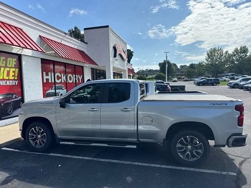 Used 2019 Chevrolet Silverado 1500 LT w/ Trailering Package AWD/4WD image 4