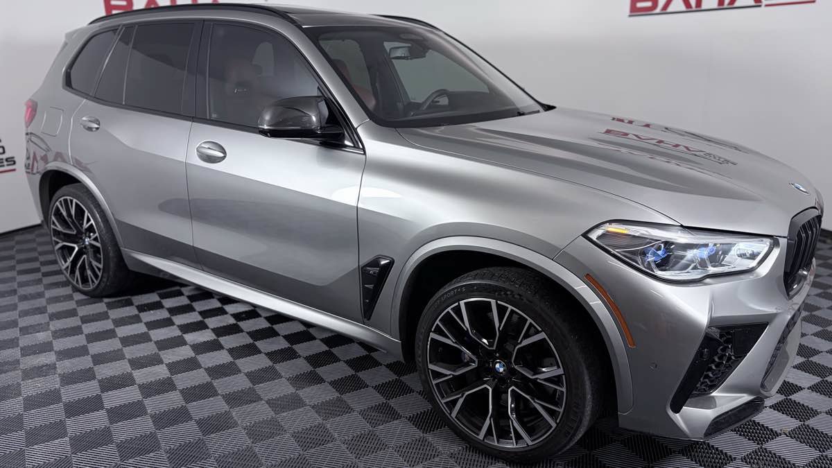 Used 2020 BMW X5 M Competition AWD/4WD image 9