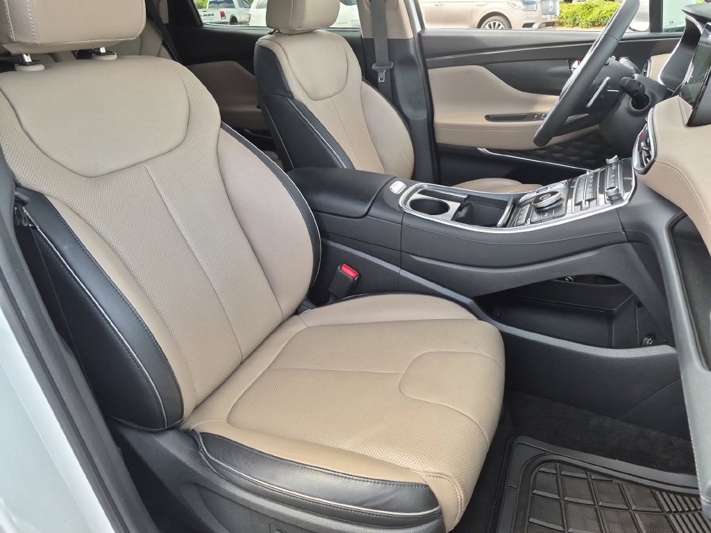Used 2021 Hyundai Santa Fe Limited FWD image 32