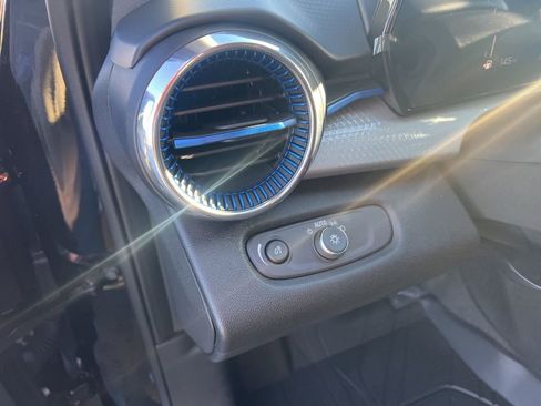 Used 2026 Chevrolet Trax LT w/ Driver Confidence Package image 13