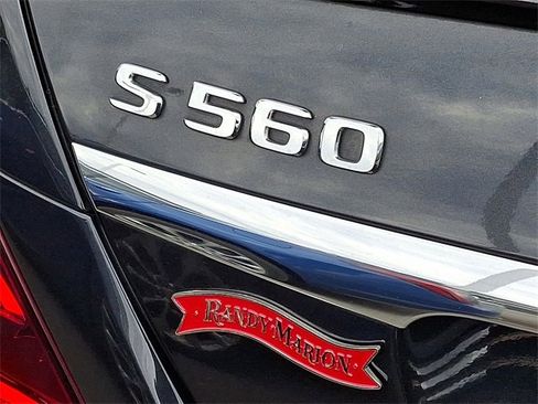 Used 2019 Mercedes-Benz S 560 Sedan image 27
