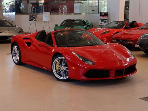 Certified 2017 Ferrari 488 Spider RWD image 7