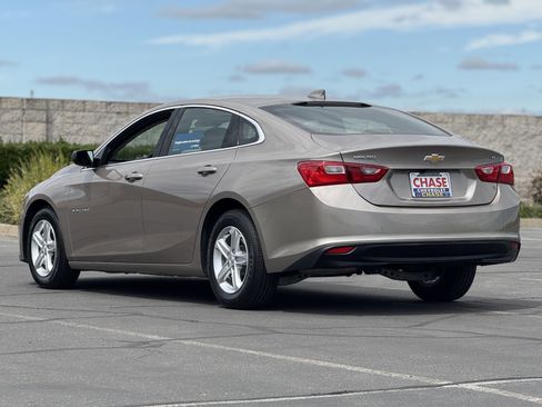 Certified 2023 Chevrolet Malibu LT image 4