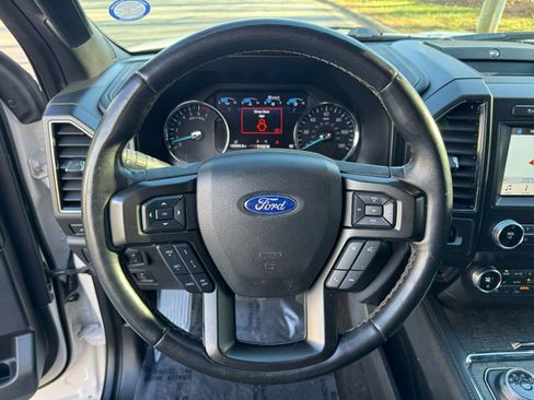 Used 2019 Ford Expedition Limited w/ Equipment Group 301A image 26