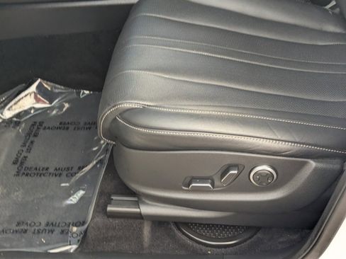 Used 2024 Genesis GV80 2.5T image 20