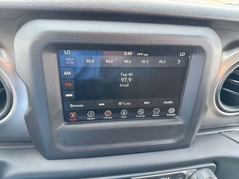 Used 2019 Jeep Wrangler Unlimited Sport S AWD/4WD image 16