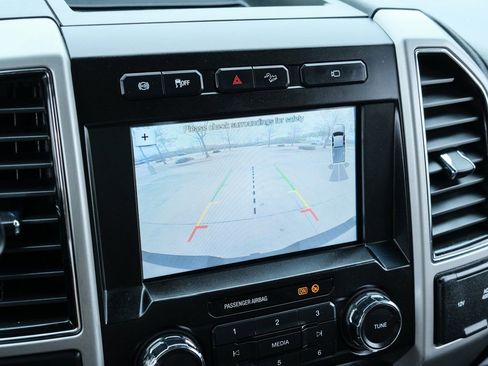 Used 2019 Ford F250 Lariat w/ Chrome Package image 55