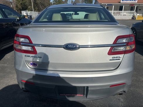 Used 2015 Ford Taurus SEL w/ Equipment Group 201A image 5