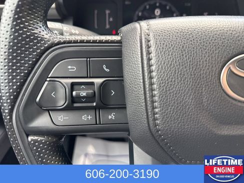Used 2024 Toyota Tacoma SR AWD/4WD image 15