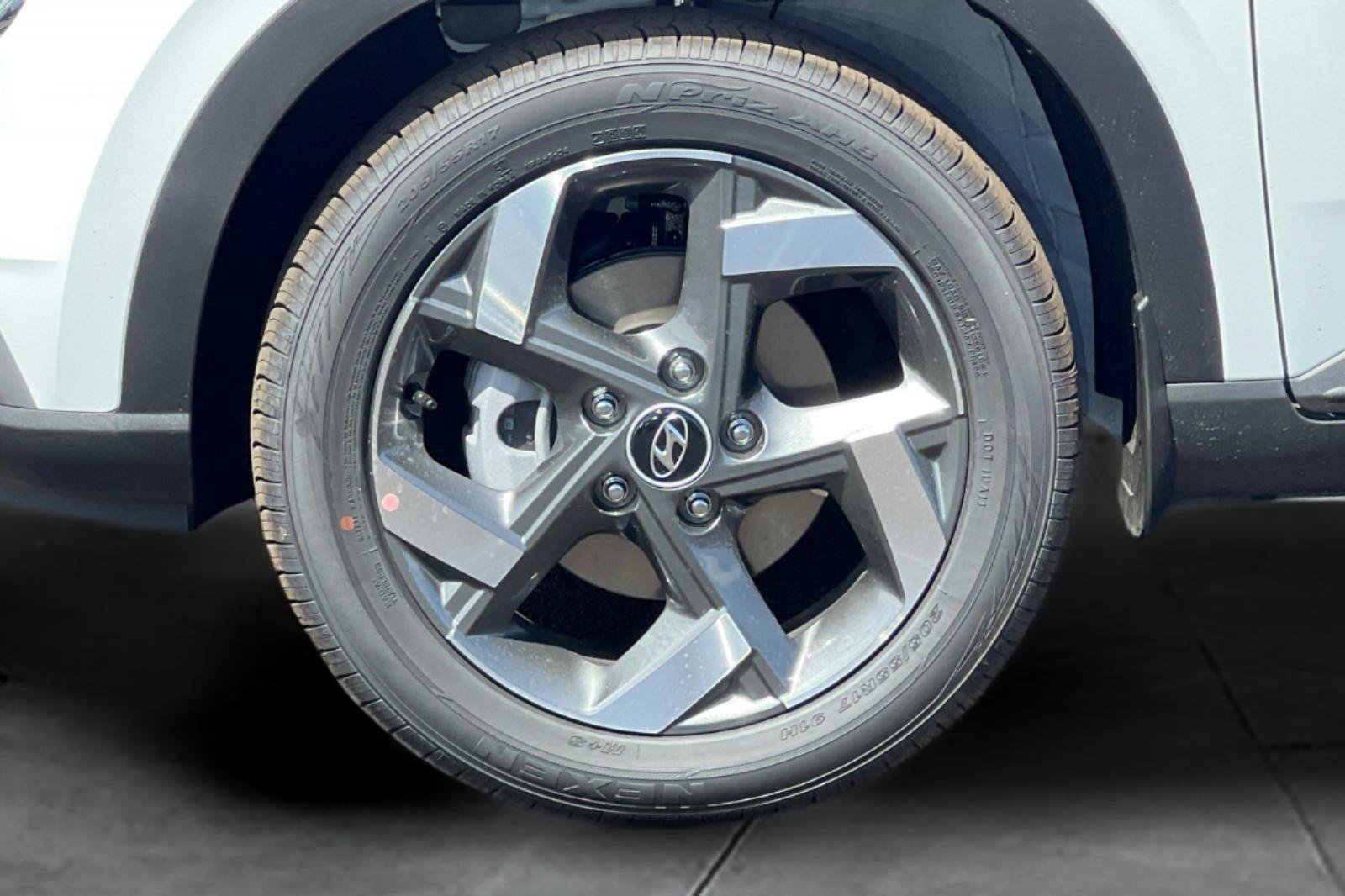 New 2026 Hyundai Venue SEL FWD image 25