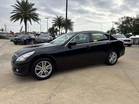 Used 2015 INFINITI Q40 Base image 4