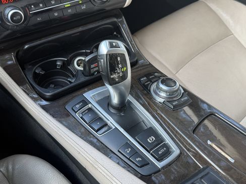 Used 2013 BMW 528i xDrive Sedan image 19