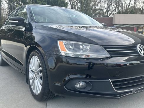 Used 2014 Volkswagen Jetta TDI image 11