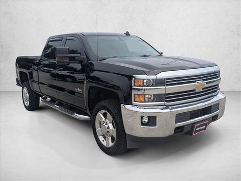 Used 2016 Chevrolet Silverado 2500 LT w/ Texas Edition RWD image 3