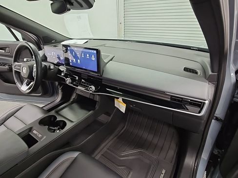 Used 2024 Honda Prologue Touring image 41