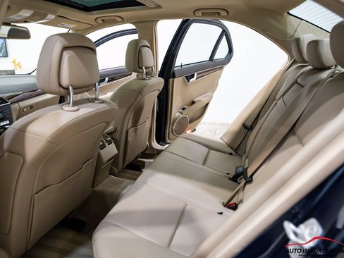 Used 2013 Mercedes-Benz C 250 Sedan image 47