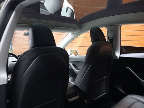 Used 2020 Tesla Model Y Performance image 51