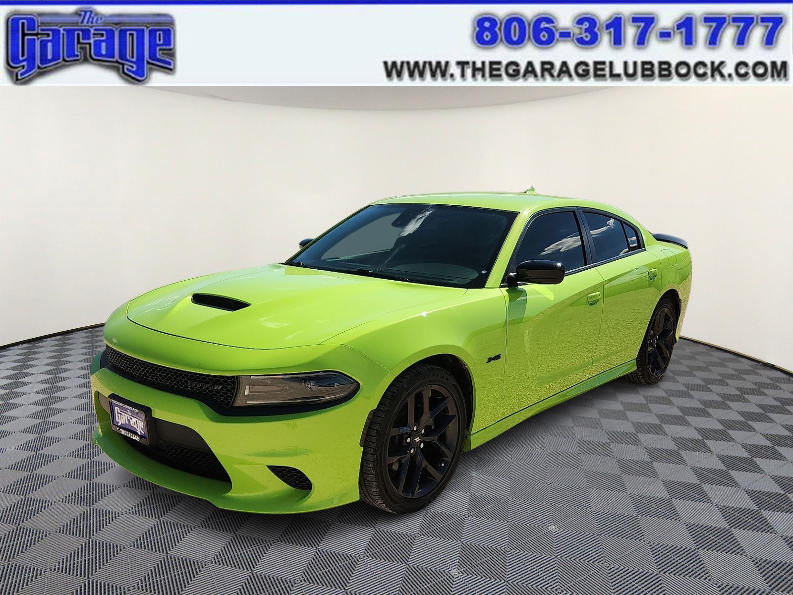 Used 2023 Dodge Charger R/T w/ Blacktop Package RWD image 1