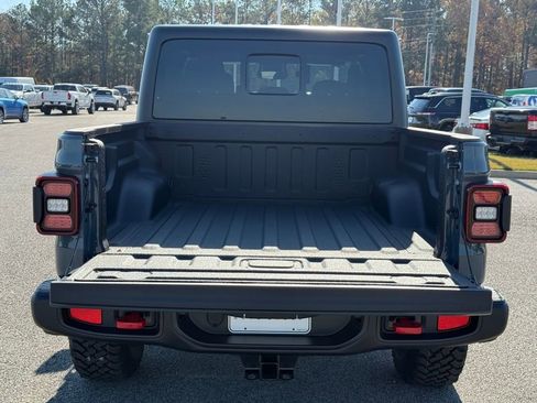 New 2026 Jeep Gladiator Rubicon image 23