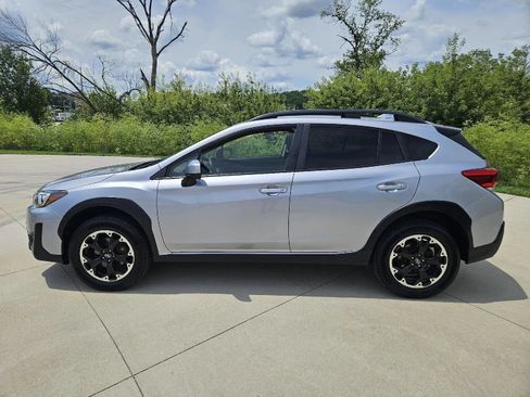 Used 2022 Subaru Crosstrek 2.0i Premium AWD/4WD image 5