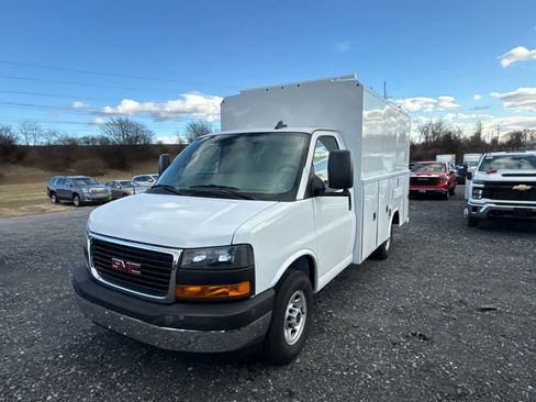 New 2025 GMC Savana 3500 w/ Power Convenience Package image 1