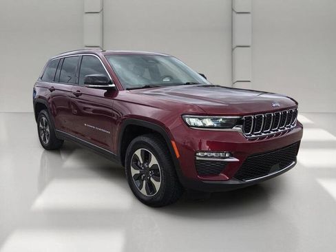 Used 2024 Jeep Grand Cherokee Limited 4xe AWD/4WD image 7