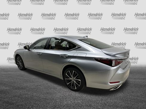 Used 2025 Lexus ES 350 w/ Premium Package FWD image 8
