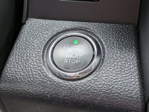 Used 2019 Ford F150 Lariat AWD/4WD image 31