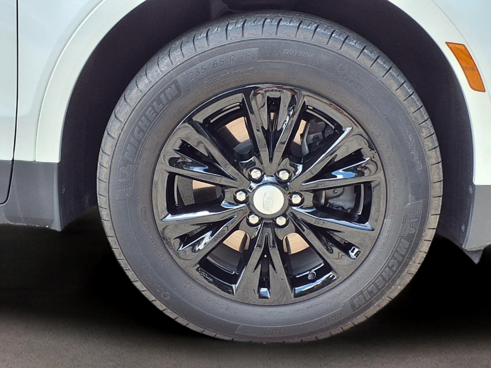 Certified 2024 Cadillac XT5 Luxury FWD image 8