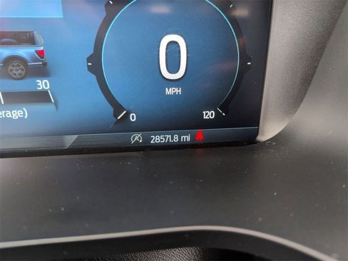 Used 2025 Ford F150 XLT w/ Equipment Group 301A Standard image 12