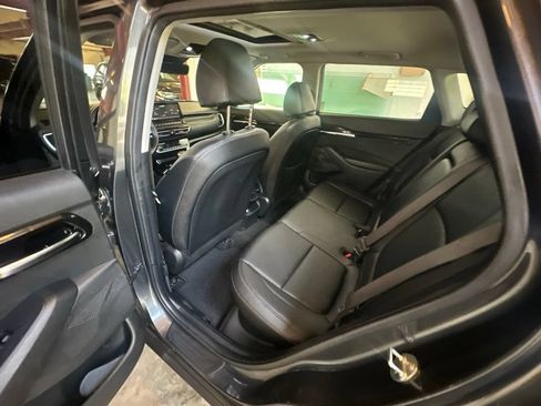 Used 2021 Kia Seltos SX w/ SX Sunroof Package AWD/4WD image 22