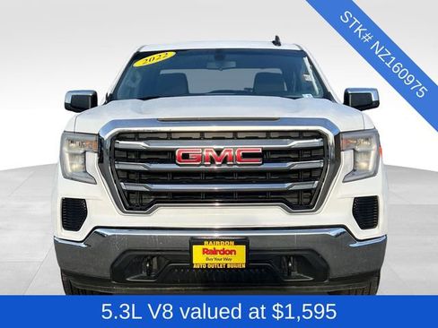 Used 2022 GMC Sierra 1500 SLE image 2