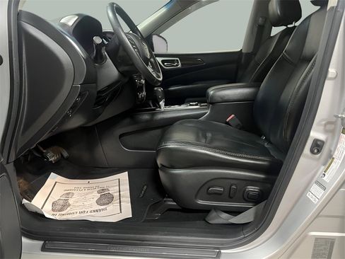 Used 2013 Nissan Pathfinder SL w/ SL Premium Pkg image 40