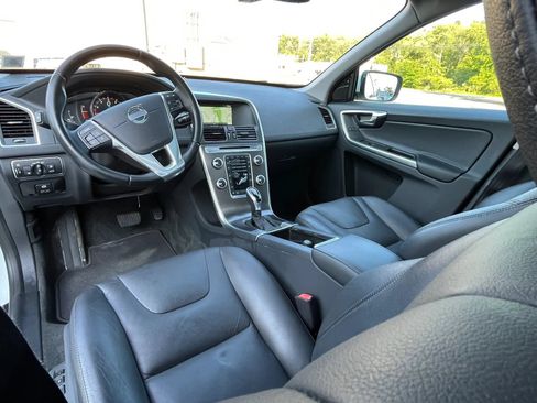 Used 2015 Volvo XC60 T5 AWD/4WD image 14
