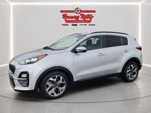Used 2020 Kia Sportage EX w/ Option Group 15 FWD image 1