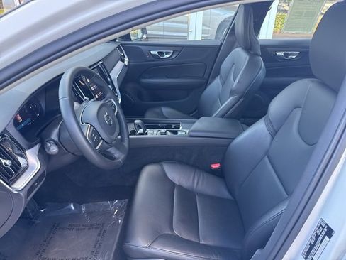 Certified 2024 Volvo S60 B5 Core image 17