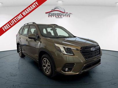 Used 2023 Subaru Forester Premium w/ Popular Package #3