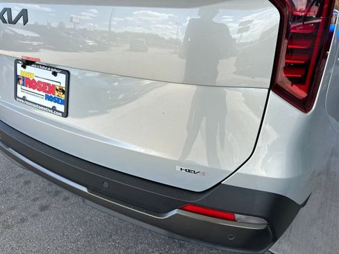 New 2025 Kia Carnival SX Prestige image 43