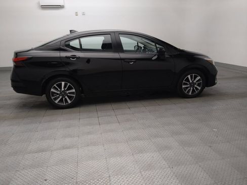 Used 2025 Nissan Versa SV FWD image 10