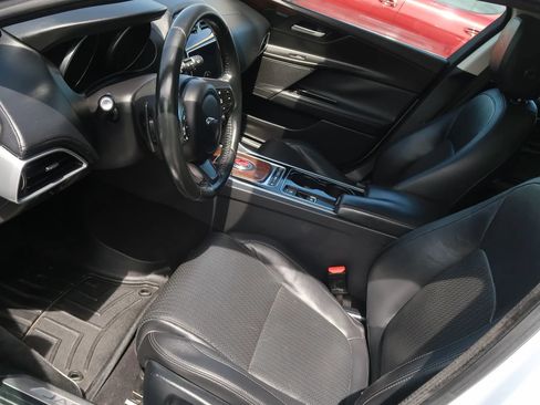 Used 2017 Jaguar XE First Edition AWD/4WD image 15